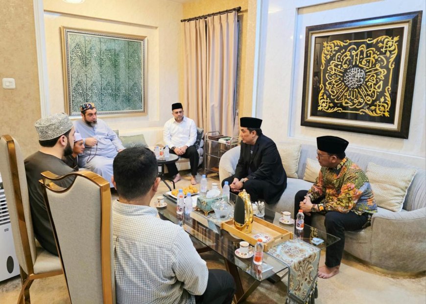 PB JATMA ASWAJA Kunjungi Syekh ‘Aun Al-Qaddumi: Perkuat Dakwah Spiritual dan Rencana Globalisasi Majelis Sufi Dunia